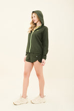 Lade das Bild in den Galerie-Viewer, Image 03: Uv Line Fitness-Cover-Up Bag-Foldable Windbreaker Jacket Verde Militar