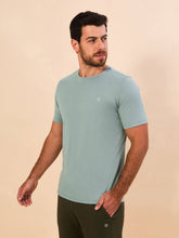 Lade das Bild in den Galerie-Viewer, Image 02: Uv Line T-Shirts Für Herren T-Shirt New Fit Masc Verde Agua Upf50+
