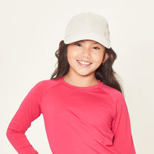 Lade das Bild in den Galerie-Viewer, Model Front: Uv Line Mützen Cap Teens Colors Inf Sand Upf50+
