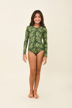 Lade das Bild in den Galerie-Viewer, Model Front: Uv Line Mädchen-Badeanzug Girl Macae Folhagem Verde Upf50+
