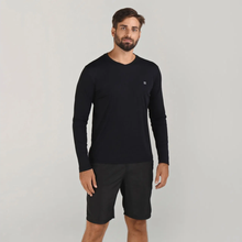 Lade das Bild in den Galerie-Viewer, Model Front: Uv Line Fitness-Top Sport Fit Ml Preto Msc
