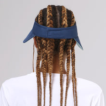 Lade das Bild in den Galerie-Viewer, Model Back: Uv Line Visor Visor Bali Marinho Azul Claro Upf50+

