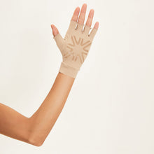 Lade das Bild in den Galerie-Viewer, Image 04: Uv Line Handschuhe Meduim Gloves Long Fingerss Uni Beige Upf50+
