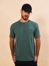 Lade das Bild in den Galerie-Viewer, Gallery: Uv Line T-Shirts Für Herren T-Shirt New Fit Textura Masc Verde Jade Upf50+
