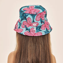 Lade das Bild in den Galerie-Viewer, Model Back: Uv Line Eimerhut Napoli Kids Hibiscus Upf50+

