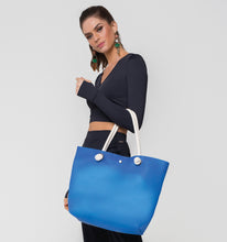 Lade das Bild in den Galerie-Viewer, Image 02: Uv Line Strandtasche Silicone Bag Bic Azul
