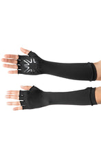Lade das Bild in den Galerie-Viewer, Model Front: Uv Line Handschuhe Long Gloves Uni Black Upf50+

