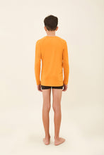 Lade das Bild in den Galerie-Viewer, Model Back: Uv Line Rashguard Longsleeve Uvpro Kids Orange Upf50+
