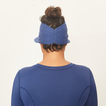 Lade das Bild in den Galerie-Viewer, Model Back: Uv Line Visor Visor Granada Eva Marinho Fosco Upf50+
