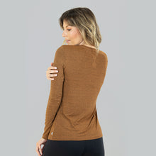 Lade das Bild in den Galerie-Viewer, Model Back: Uv Line Fitness-Top Sport Fit Fem Ml Amarelo Msc Upf50+
