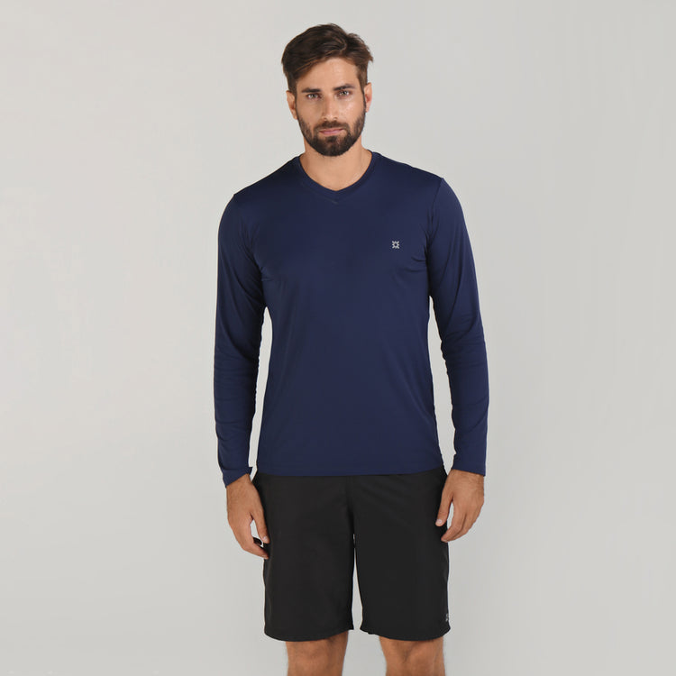 Model Front: Uv Line Fitness-Top Sport Fit Mas Ml Marinho Upf50+
